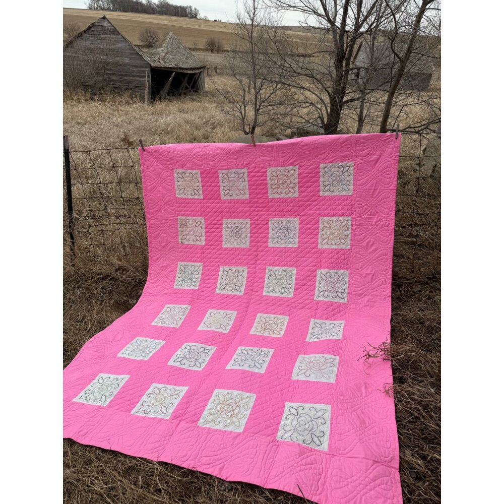 Vintage 60's Fluorescent Pink Quilt With Embroidered Patchwork 90x68"